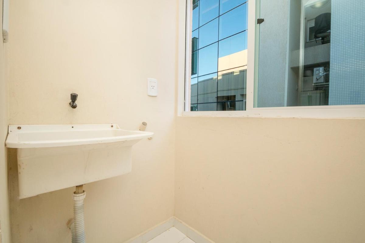 Apartamento Residencial Melfi 3 Ap 6 Bombinhas Exterior foto
